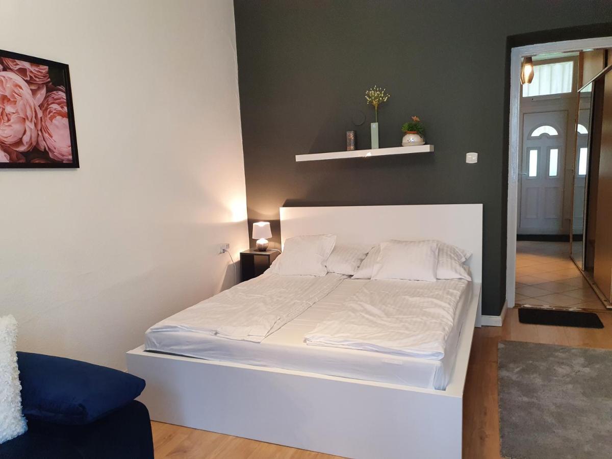 Boesix Apartman Budapeste Exterior foto