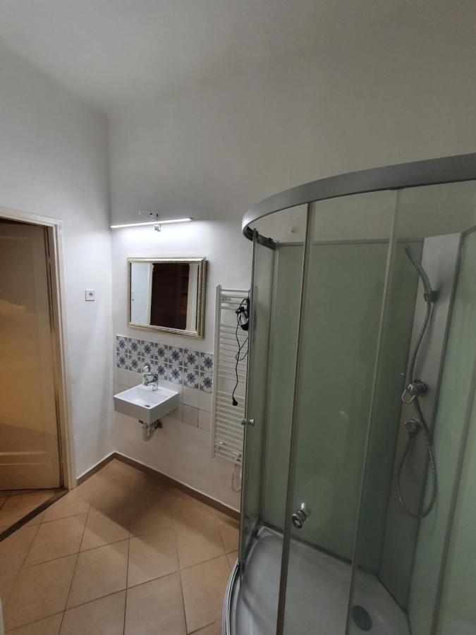 Boesix Apartman Budapeste Exterior foto