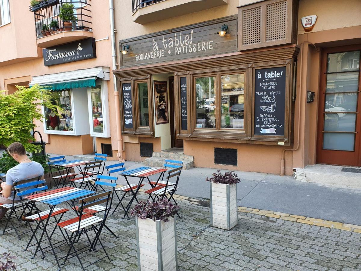 Boesix Apartman Budapeste Exterior foto